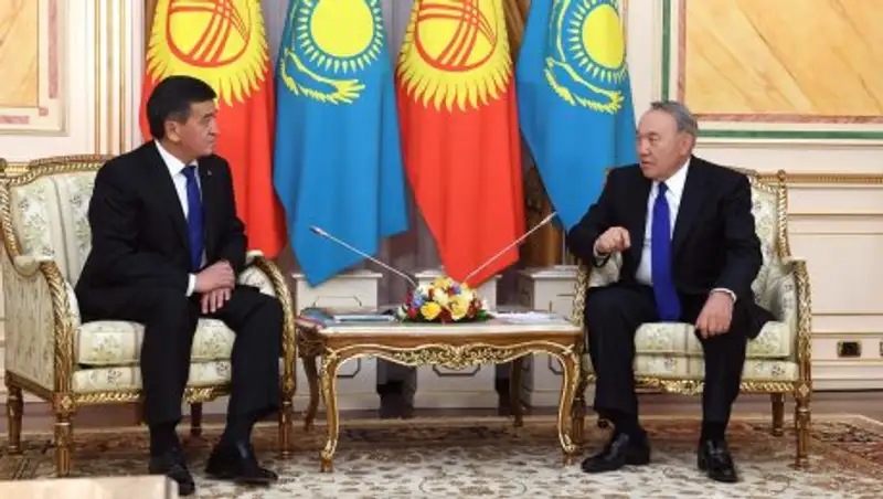 О чем говорил Назарбаев с президентом Кыргызстана