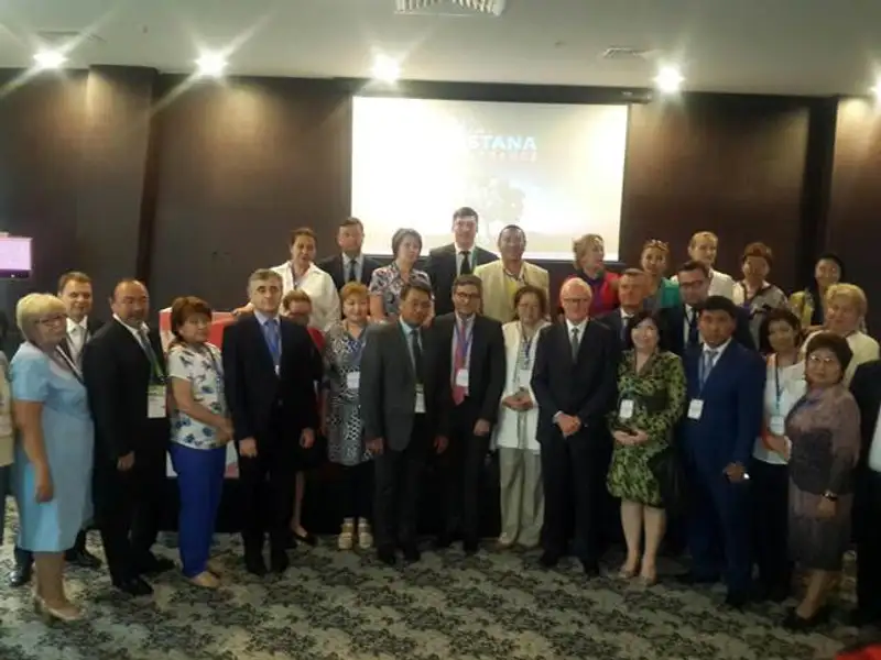 Caspian University организовал в рамках ЕХРО международный форум «Устойчивое развитие и нотариат: юристы на защите экологии и прав граждан», фото - Новости Zakon.kz от 19.07.2017 20:49