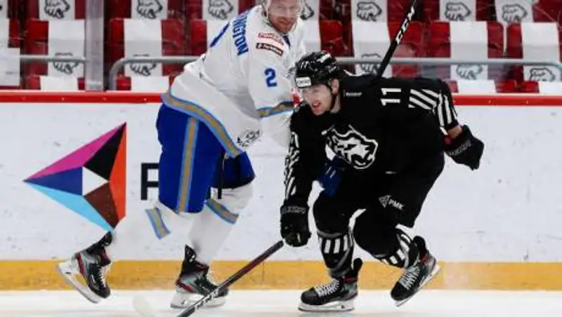 "Барыс" одержал победу над "Трактором"