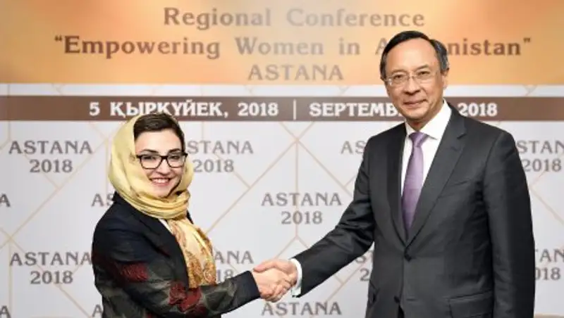 Глава МИД РК встретился со Спецпредставителем ООН и замглавы МИД Афганистана