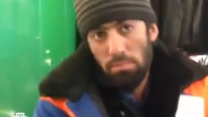 В Москве воры-азиаты пытались уйти от полиции по потолку  