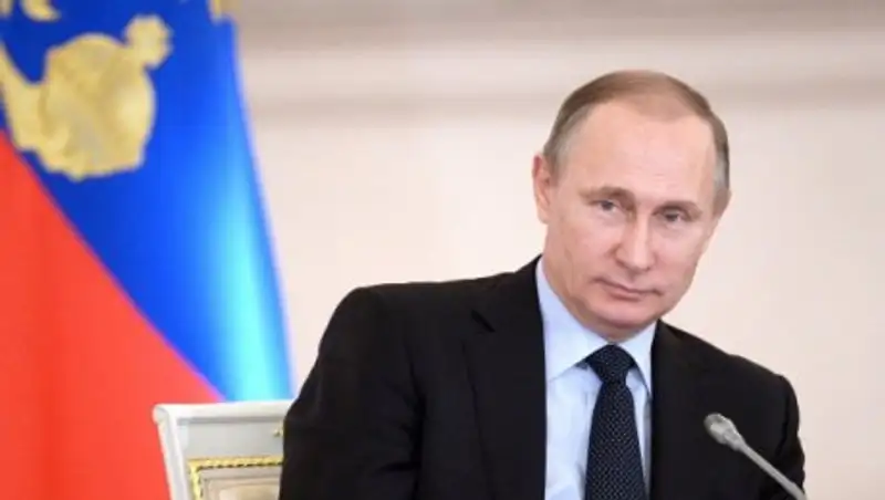 Путин и Медведев поздравили российских мусульман с праздником Ураза-байрам