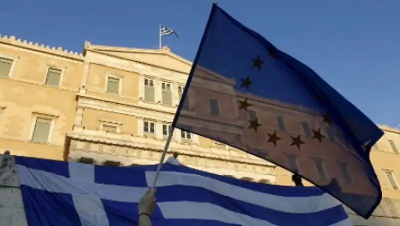 Еврокомиссия одобрила программу спасения Греции