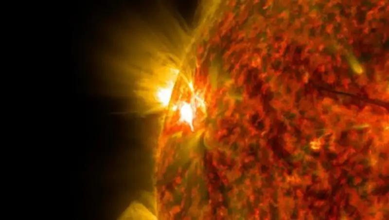 NASA преобразовало вибрации Солнца в звук