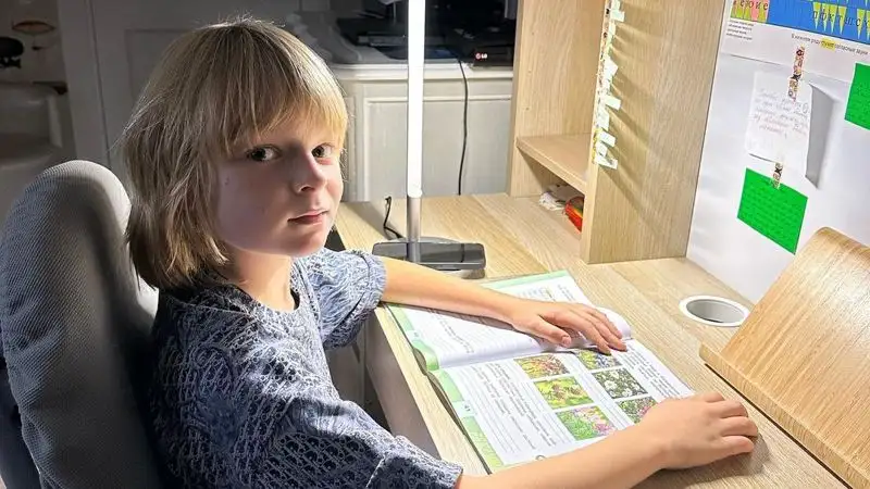 Сын Плющенко и Рудковской сменил имидж