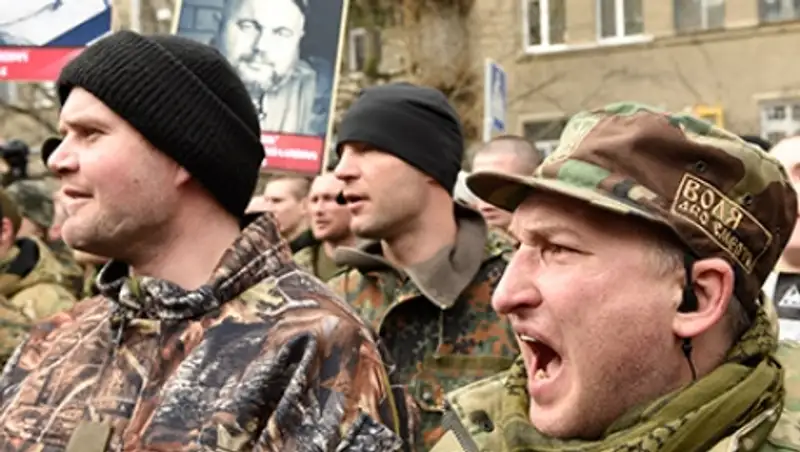 Бойцы «Правого сектора» станут контрактниками ВС Украины