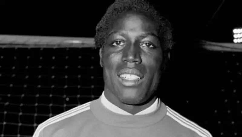 После 39-летней комы скончался французский футболист