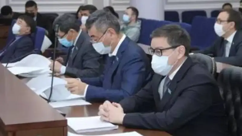 Казна ЗКО даст средства на улучшение Уральска