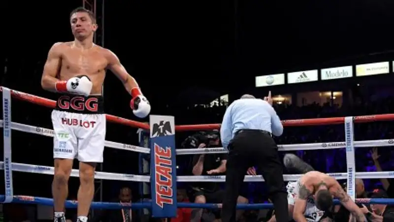 Статистика ударов в бою Головкин - Мартиросян