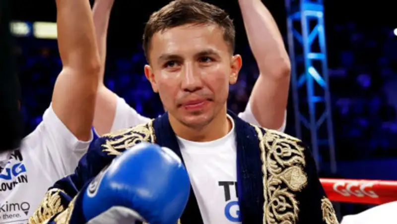 Головкину предложили провести титульный бой на луне