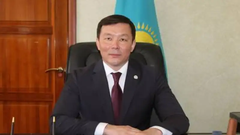 "Как ты вообще спишь?" Аким Актобе устроил разнос на совещании