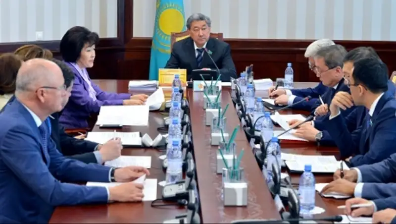 Поправки в соглашение с РФ о разграничении дна части Каспийского моря рассмотрят в Мажилисе