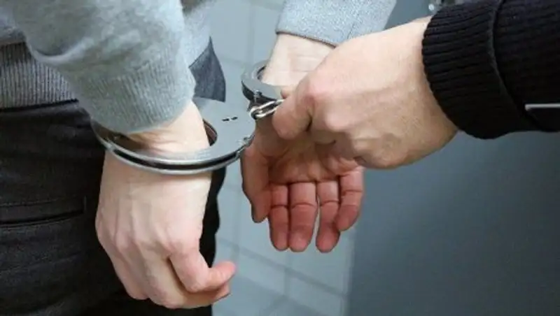 В Алматы досрочно освобожден осужденный за взятку районный замакима