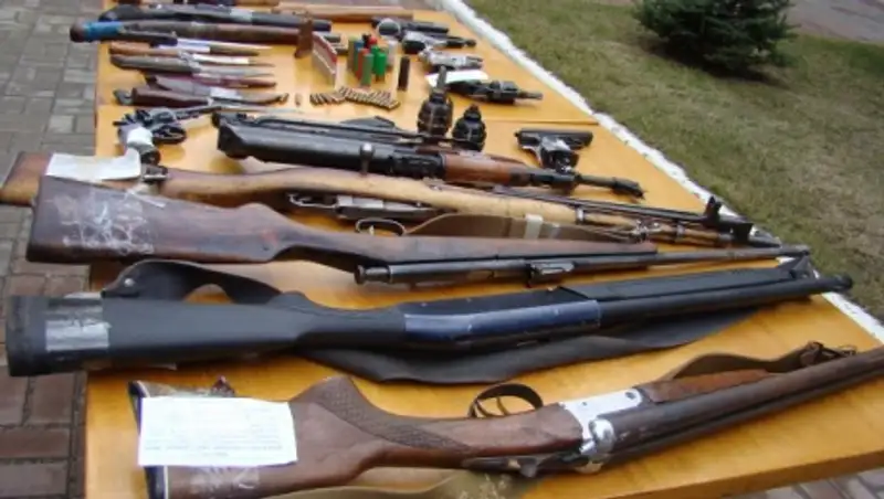 Вооруженного гражданина Узбекистана задержали в пассажирском поезде на ст. Петропавловск