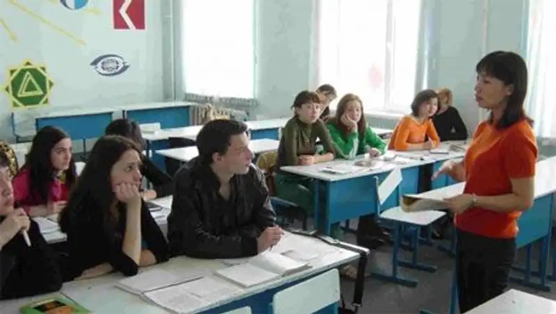 16 столичных школ приняли участие в конкурсе научных проектов по здоровому образу жизни