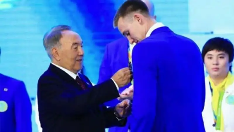 Масимов опубликовал видео встречи Назарбаева с олимпийцами