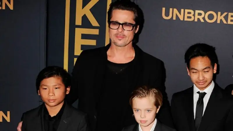 Дочь Джоли и Питта поменяла пол