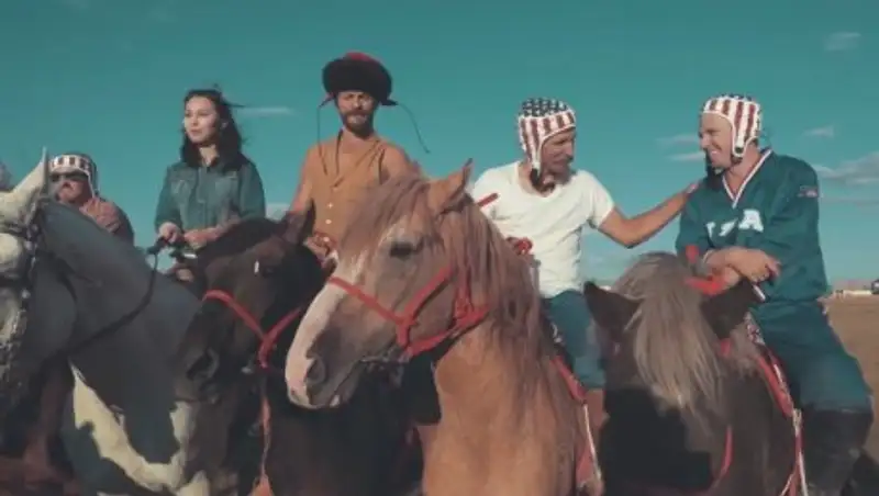 Ролик про игру кокпар сняли американские ковбои
