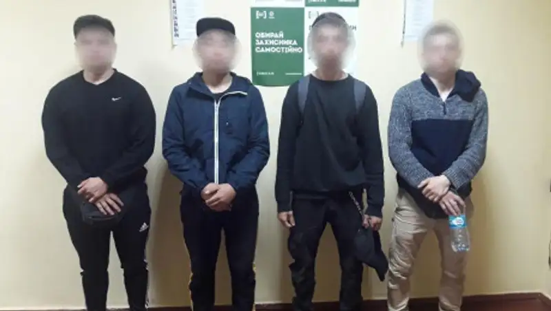 В зоне отчуждения Чернобыльской АЭС задержали казахстанских сталкеров