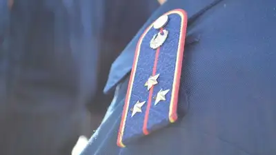 "Дорожного каскадера" ищет полиция Алматы, фото - Новости Zakon.kz от 18.10.2022 15:51