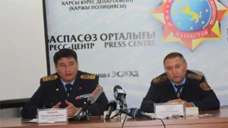 Финполиция ВКО пресекла госзакупки ГСМ по завышенным ценам, фото - Новости Zakon.kz от 08.11.2013 16:27