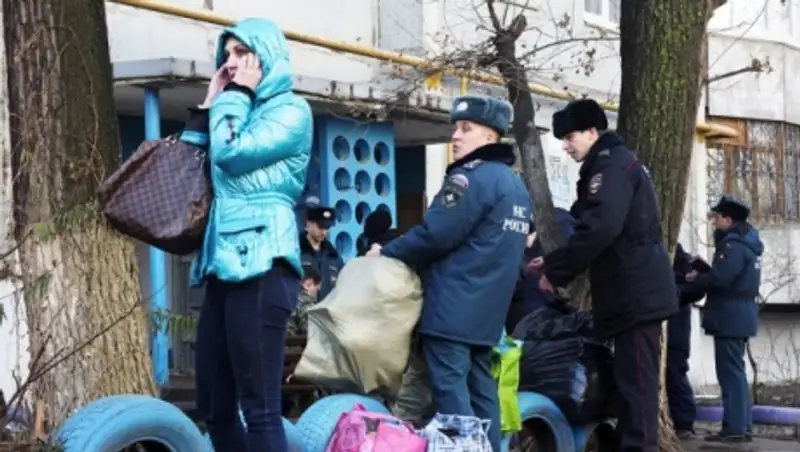 МЧС РФ: причиной взрыва в волгоградской девятиэтажке могла стать бомба