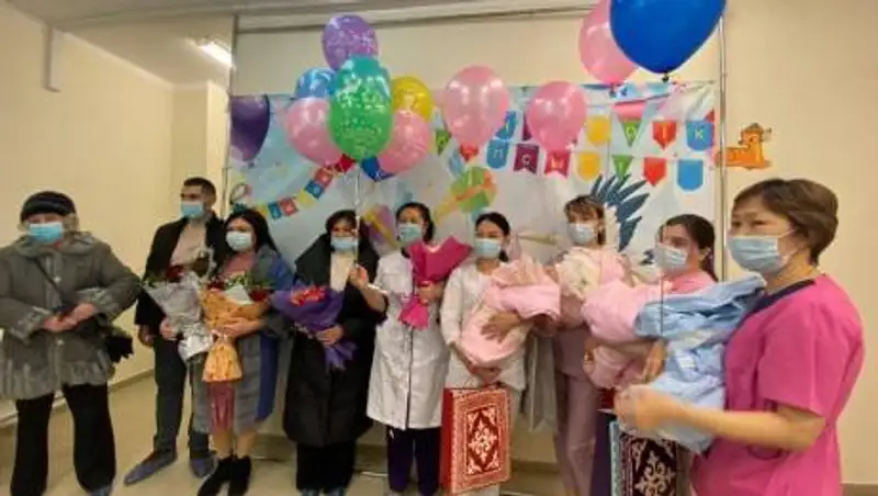 В Мангистау впервые за 30 лет на свет появились четверняшки