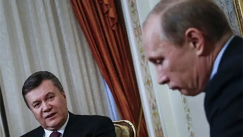 Януковича обвинили в политической сделке с Россией на 20 миллиардов, фото - Новости Zakon.kz от 22.11.2013 22:44