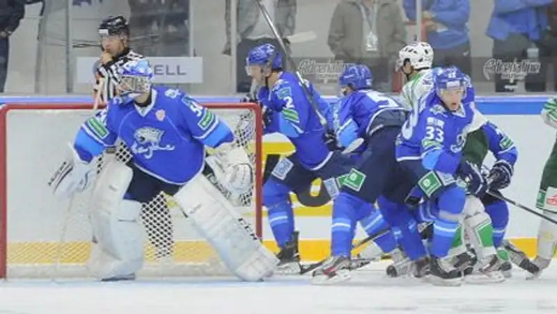 ХК «Барыс» к поражению в матче с «Адмиралом» «приговорил» Фетисов – Назаров