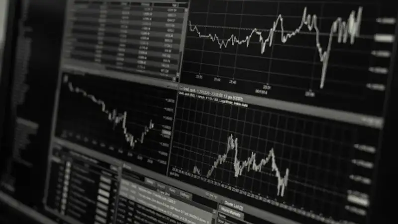 Зависимость курса тенге от цены на нефть остается неизменной - НБРК