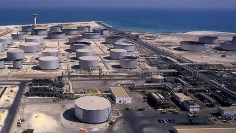 Вспыхнул пожар: атака на нефтехранилище произошла в Саудовской Аравии