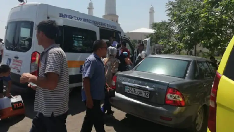 Двое суток без сна: самоотверженный труд медиков при помощи пострадавшим в Арыси