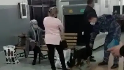 otyrar.kz, фото - Новости Zakon.kz от 03.06.2021 20:07