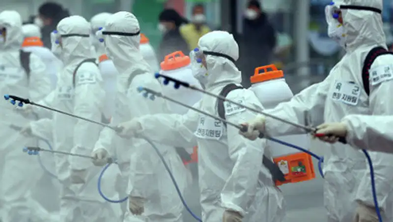 Число охваченных коронавирусом стран перевалило за 100