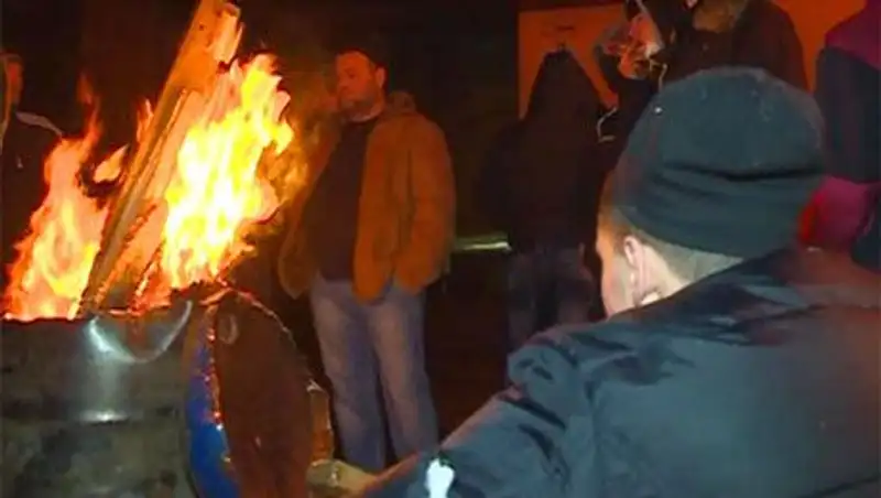 Мятежный Крым: в Симферополе осаждают Верховный совет