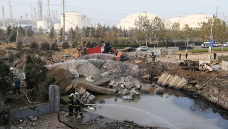 В Китае подсчитали погибших при взрыве нефтепровода