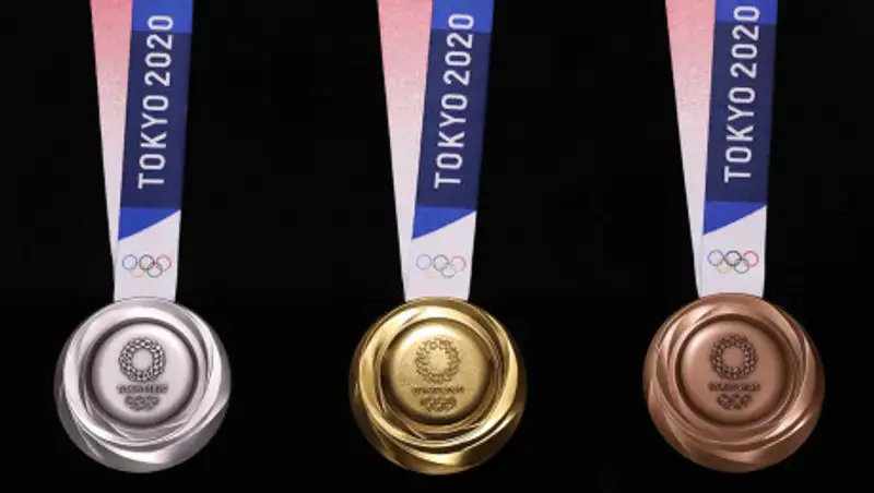 Медали Олимпиады-2020 в Токио впервые показали миру