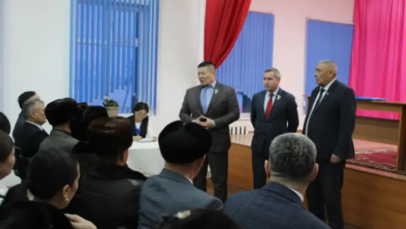 Депутаты Мажилиса проводят встречи с избирателями в Кызылординской области