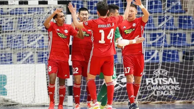 «Кайрат» одержал волевую победу на старте ЛЧ по футзалу