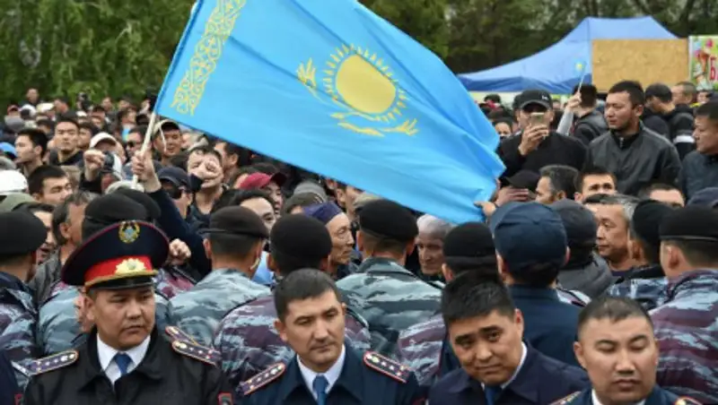 Если эффективно выстроим диалог, то снимем проблему митингов - политолог