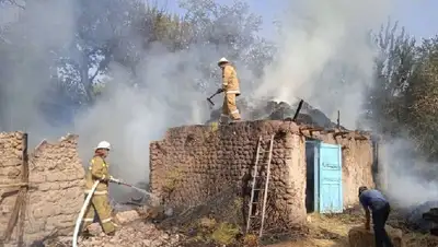 Таджикистан снова обстрелял село в Кыргызстане, фото - Новости Zakon.kz от 17.09.2022 10:37