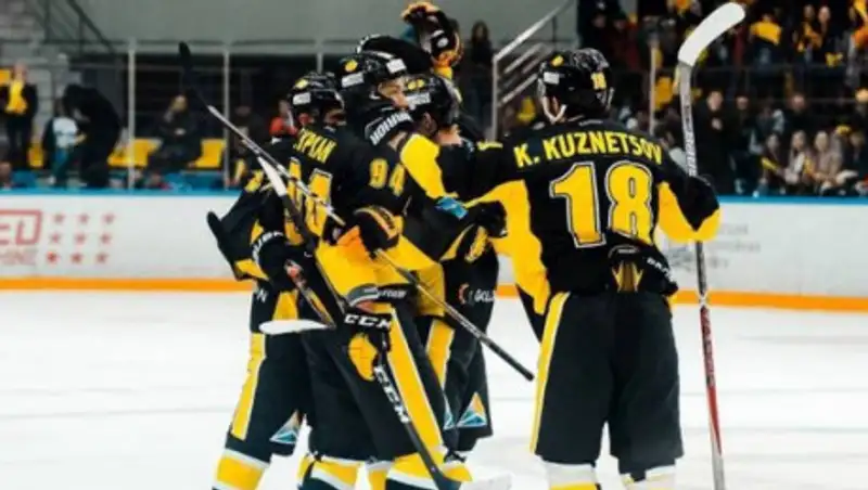 "Сарыарка" официально вышла в плей-офф ВХЛ