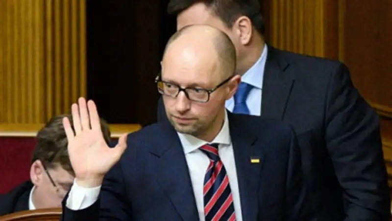 Яценюк заявил, что ждет от Порошенко плана действий для кабмина