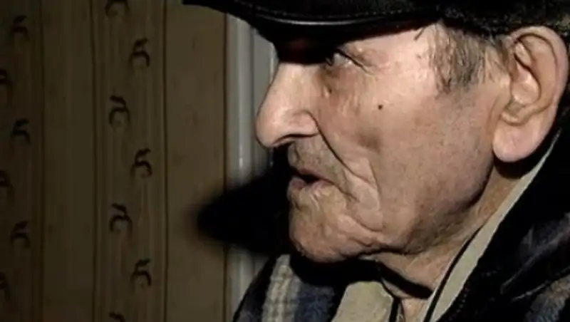 Алматыда 82 жаста&#1171;ы &#1179;ария ту&#1171;ан &#1201;лымен &#1199;йге таласып жатыр