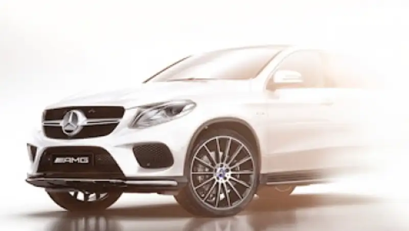 Mercedes-Benz частично раскрыл конкурента BMW X6