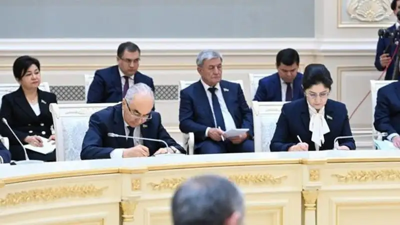 Референдум по поправкам в Конституцию Узбекистана состоится в апреле