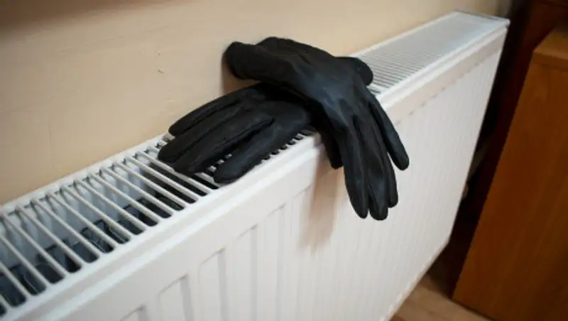 Пенсионерку отрезали от тепла в квартире