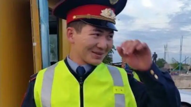 Стали известны подробности спасения утопающей женщины в Семее