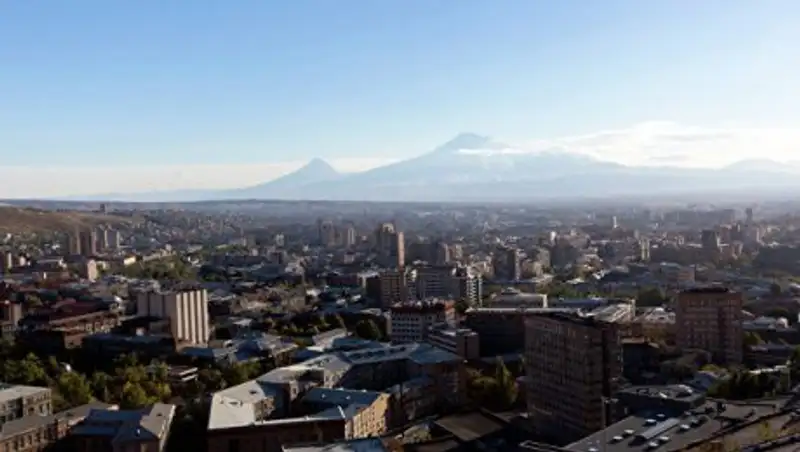 Парламент Армении одобрил программу нового правительства