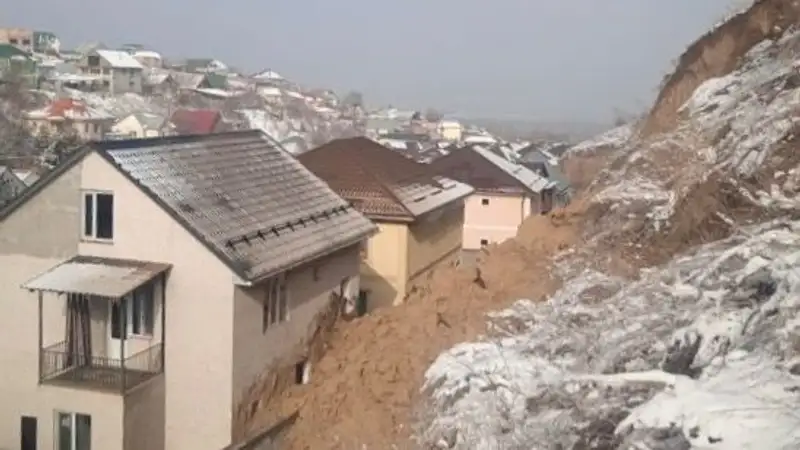 Кто строит в горах - наши будущие клиенты: Ильин о сошедшем в Алматинской области оползне